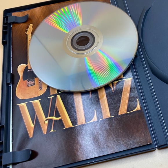 2 Great Live Concert DVDs - Picture 3 of 13